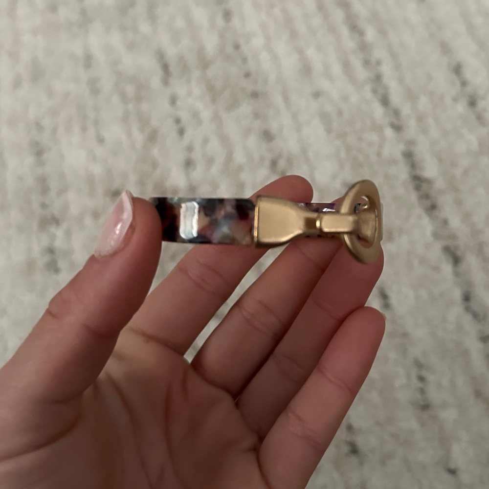 Handmade Tortoise Shell Cuff Bracelet - Picture 3 of 4